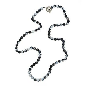 Black & White Gemstone Beaded Necklace – 32 Inch with 8mm Faceted Agate Beads
